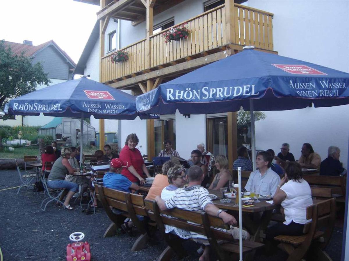 Rhoener Landhotel Haus Zur Wasserkuppe Ehrenberg  Εξωτερικό φωτογραφία